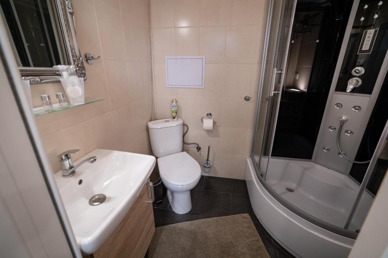 Apartman Sv. Urban Братислава Екстер'єр фото